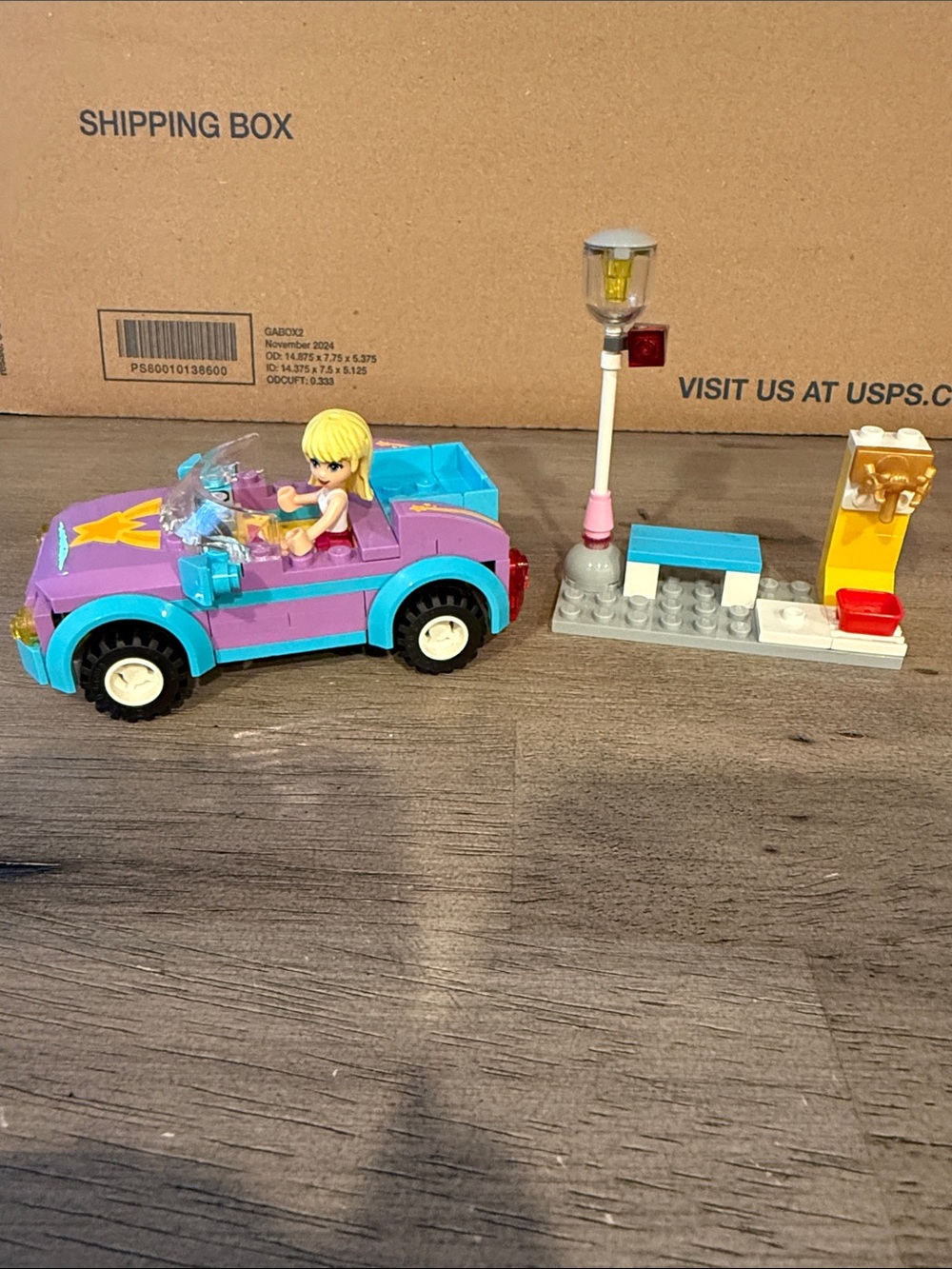 LEGO® Friends
Stephanie's Cool Convertible
6-12 | #3183 | 
Year: 2012